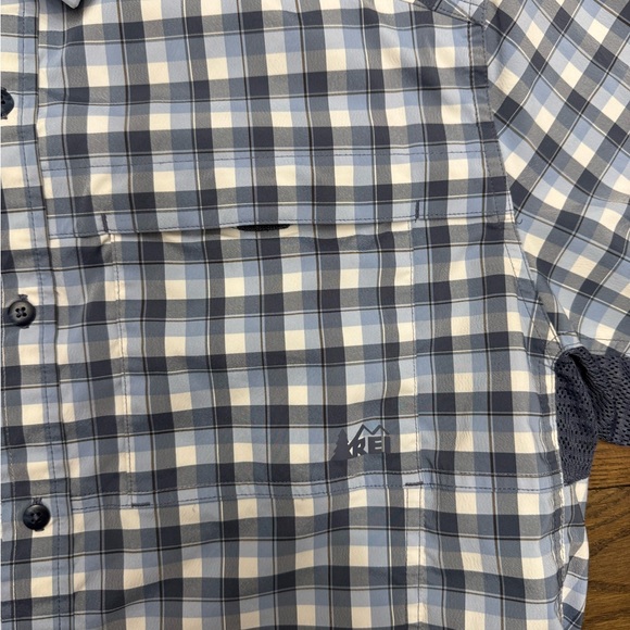 REI Men’s Button Down Shirt Size L - Picture 3 of 4